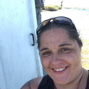 Meet your Posher, Lena